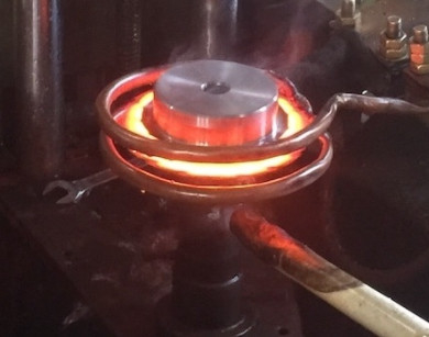 Mesin Pendinginan Induksi Poros Gigi Listrik 23KHZ Frekuensi Tinggi 420V