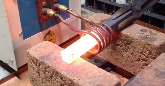 30kw IGBT Mesin Pemanas Induksi Listrik Portabel Untuk Menempa Frekuensi Tinggi