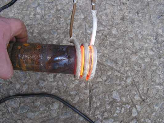 Baja listrik Bar IGBT Kontrol Mesin Pemanas Induksi Elektromagnetik untuk Penempaan